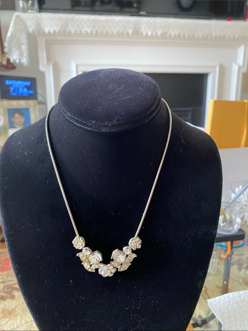 Rhinestone Floral Statement Necklace - Silver